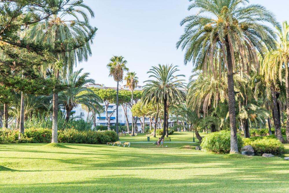 Apartamento Playas Del Duque, Puerto Banus, Golf .Playa Y Compras Marbella Exterior foto