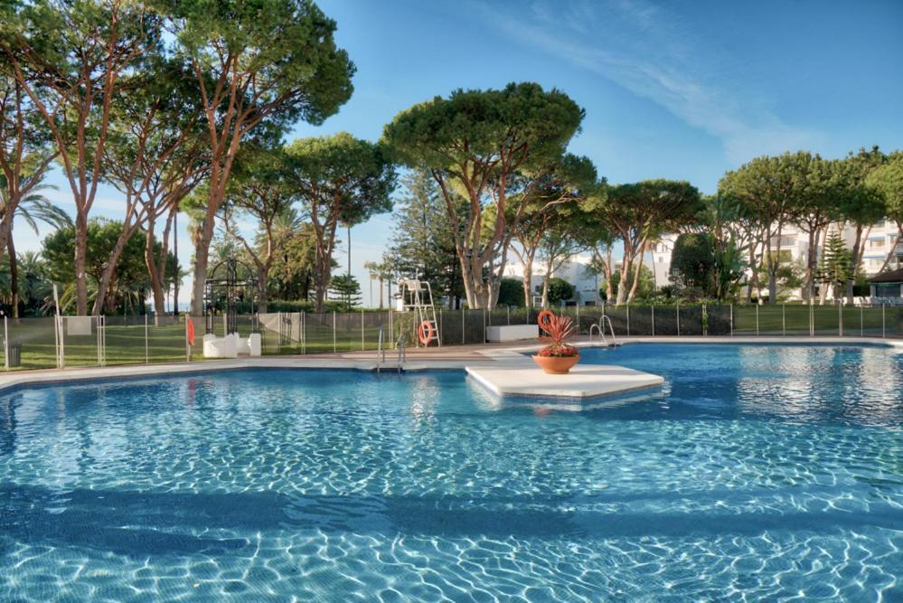 Apartamento Playas Del Duque, Puerto Banus, Golf .Playa Y Compras Marbella Exterior foto
